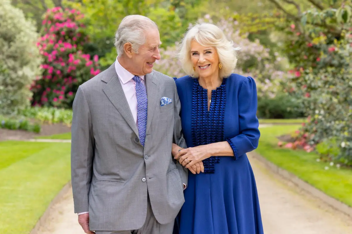 El Rey Carlos III junto a la Reina Camila. Foto: X/@RoyalFamily