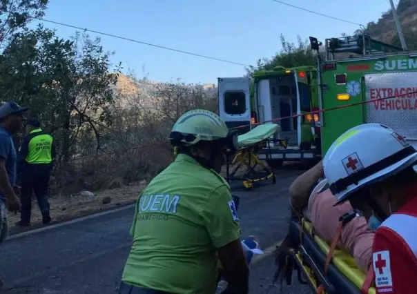 Buscan a familiares de peregrinos heridos accidentados rumbo a Chalma