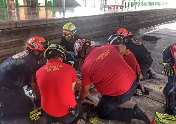 Hombre acaba herido tras arrojarse a las vías del metro