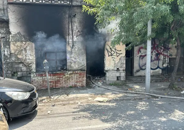 Se incendia vivienda en la colonia Obrera