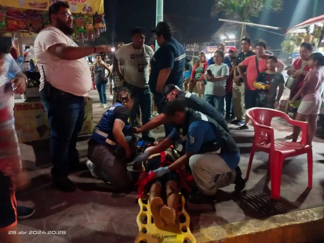 La mujer identificada como Carolina N fue trasladada al Hospital Civil de Ciudad Madero para ser atendida. Foto: Axel Hassel