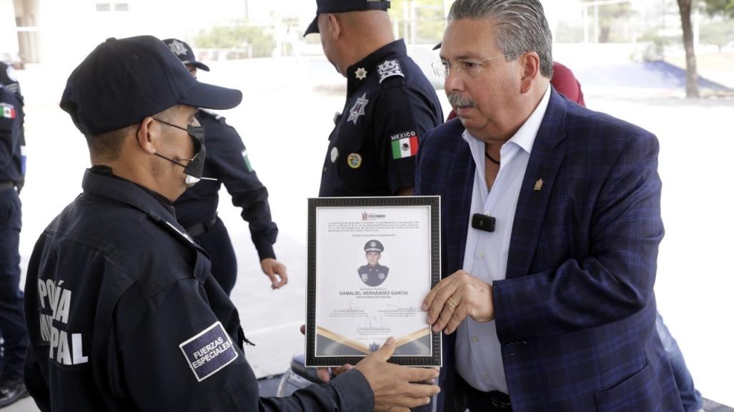 Escobedo reconoce a 34 elementos de Seguridad Ciudadana con ascensos