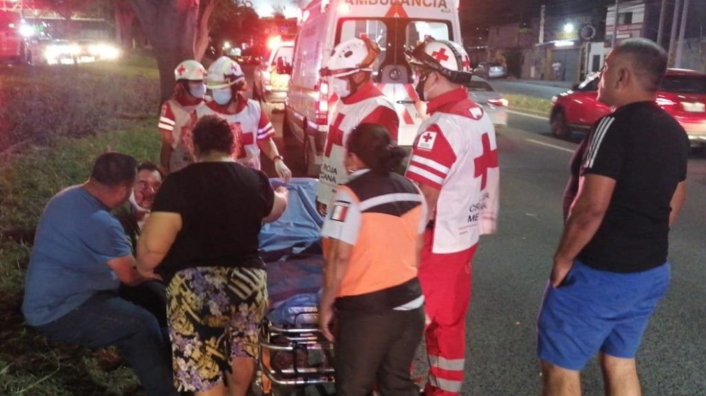 Muere hombre tras chocar y volcar en la avenida Lázaro Cárdenas