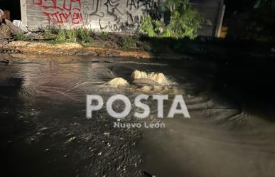 Aguas negras inundan a vecinos de San Bernabé