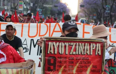 Habrá marcha por medicamentos y mitin por los 43 desaparecidos de Ayotzinapa