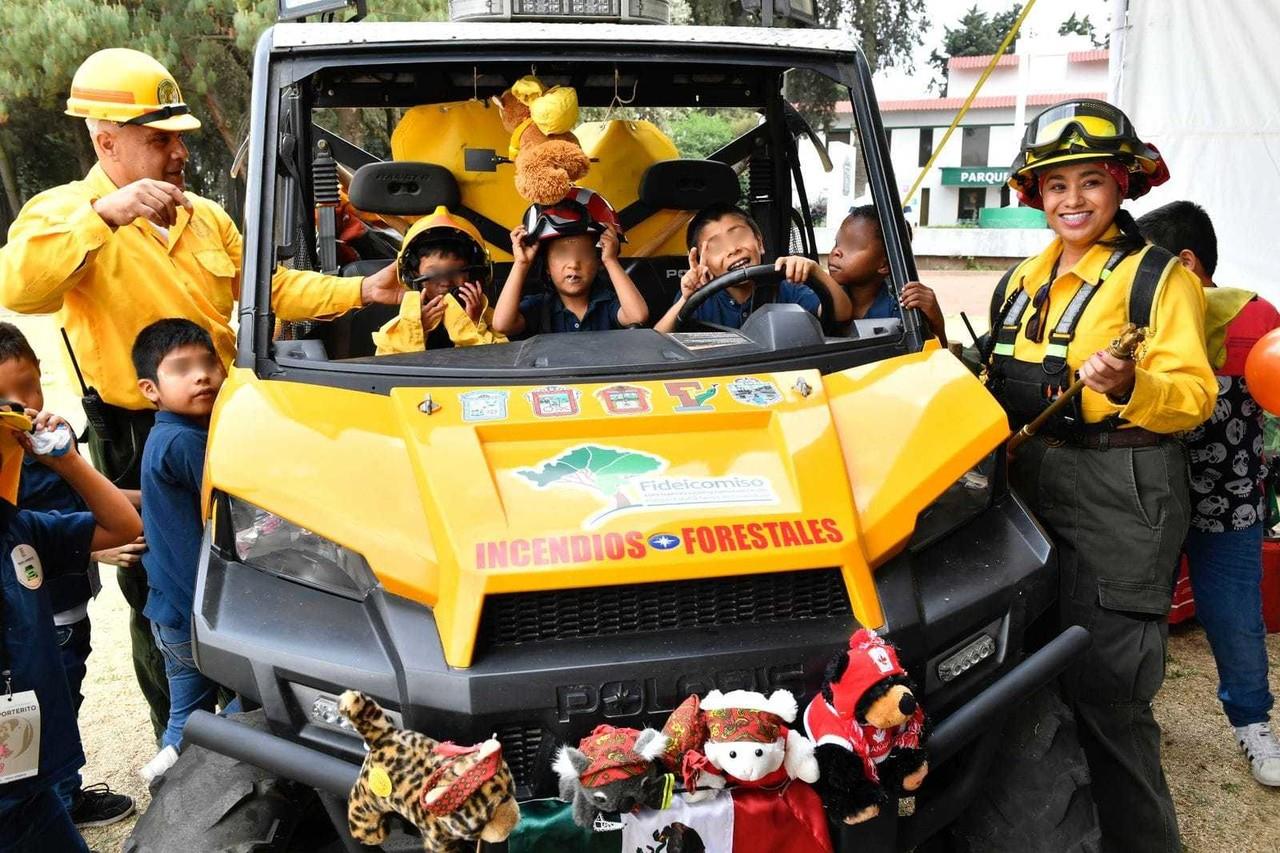 Más de 400 niñas, niños y adolescentes bajo tutela del DIFEM, conviven en espacios de diversión. Imagen: GEM