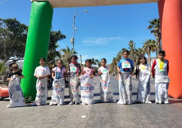 Celebran Día del Niño en ciclovía de Cabo San Lucas