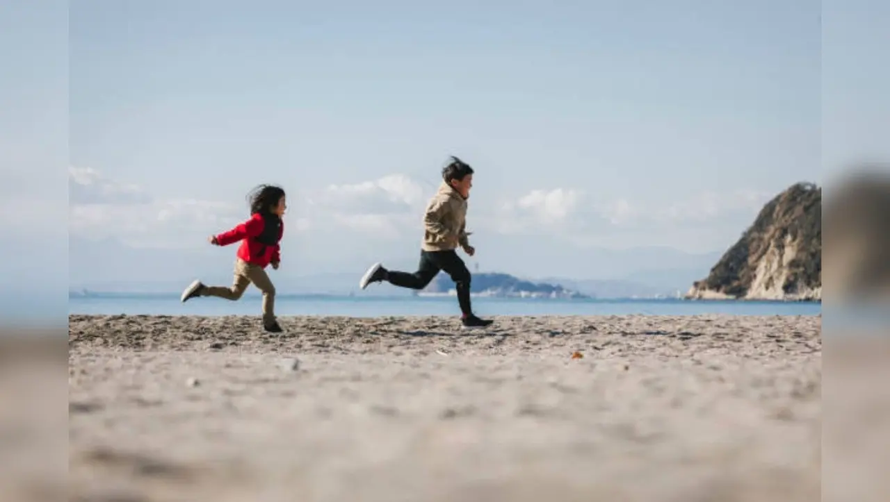 Imagen ilustrativa sobre niños jugando una carrera. Foto: Pixabay.