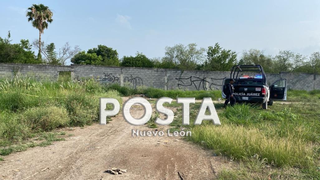 Hallan cuerpo sin vida en baldío de Juárez, Nuevo León