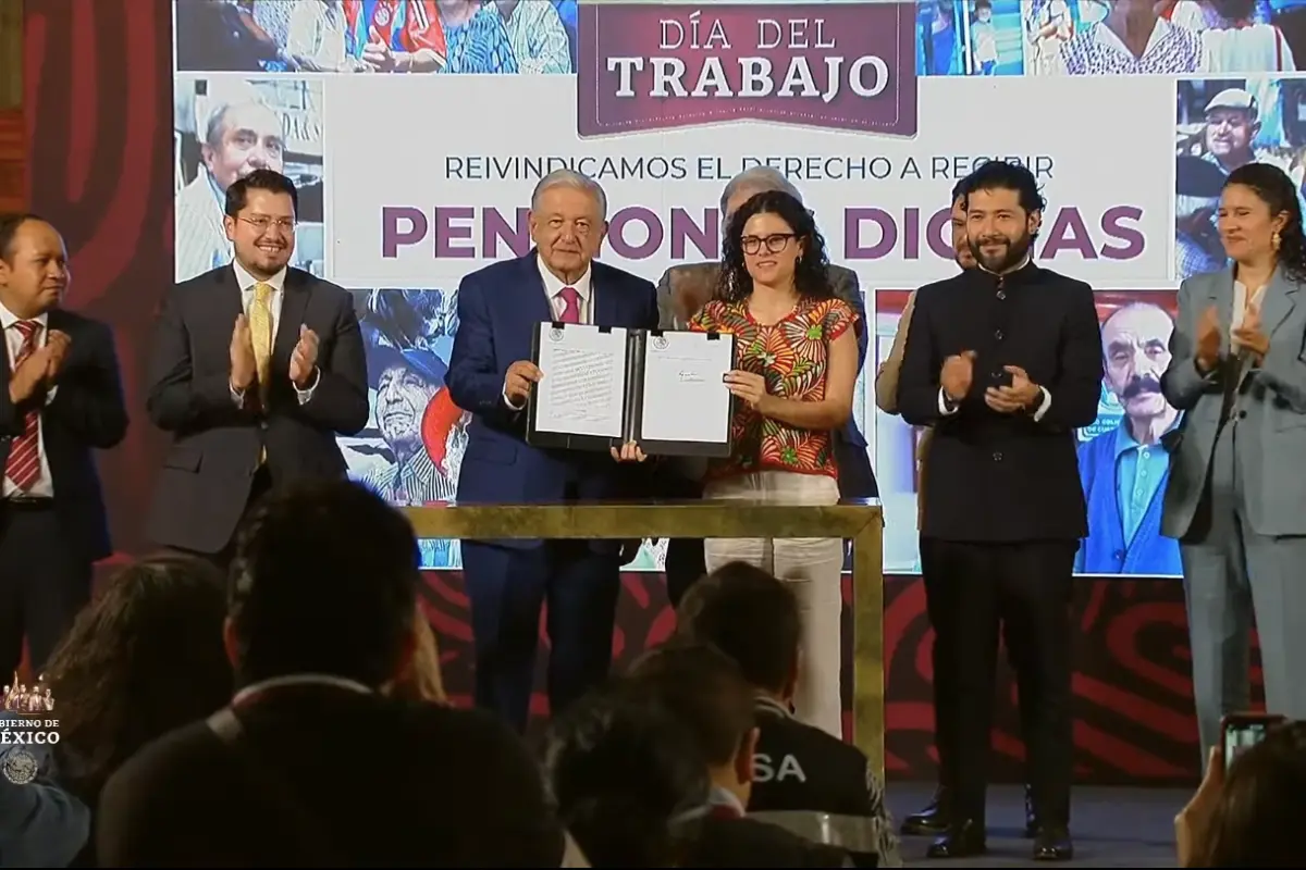 Inicia Fondo de Pensiones del Bienestar: AMLO firma decreto de su creación