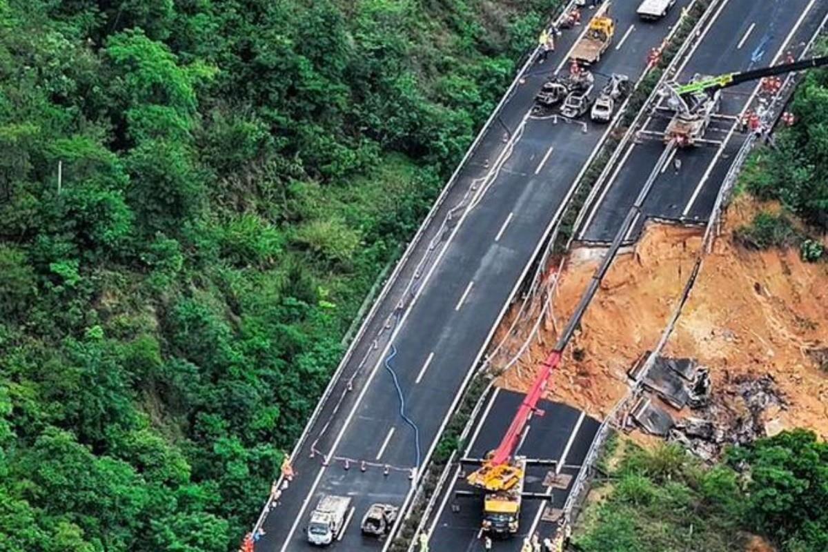 El colapso de la autopista dejó víctimas mortales Foto: X(Twitter) @rcavada