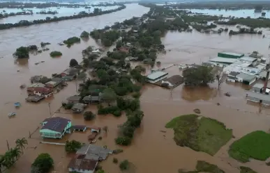 Dejan fuertes lluvias 10 muertos y 21 desaparecidos al sur de Brasil (VIDEO)