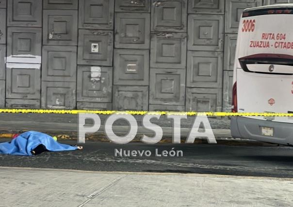 Muere mujer atropellada por camión urbano en San Nicolás