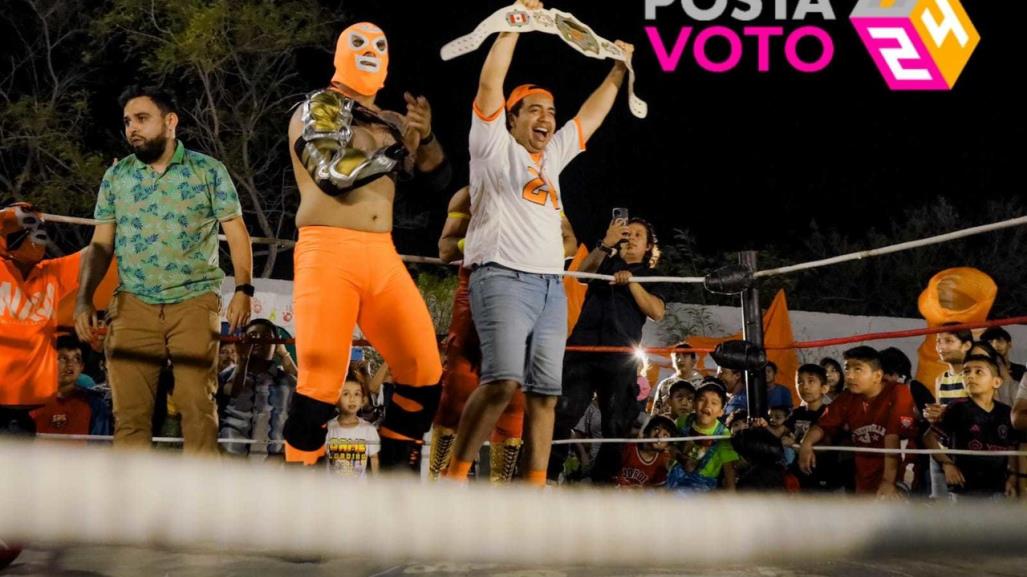 Jesús Nava vence al Azul en evento de lucha libre en Santa Catarina