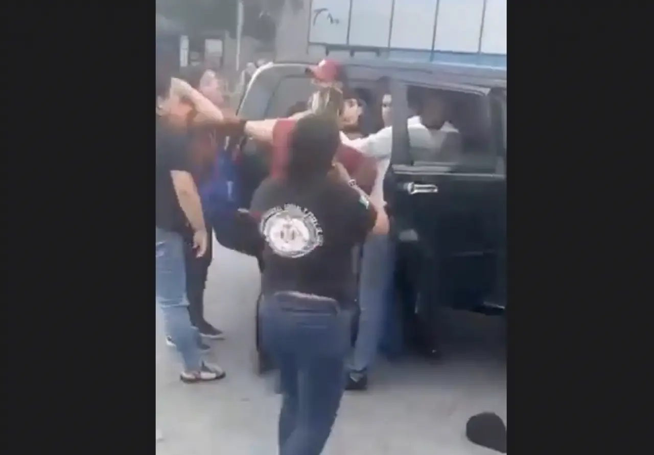 Intento de secuestro en las inmediaciones del Puente internacional Reynosa - Hidalgo. Foto: Captura de Pantalla