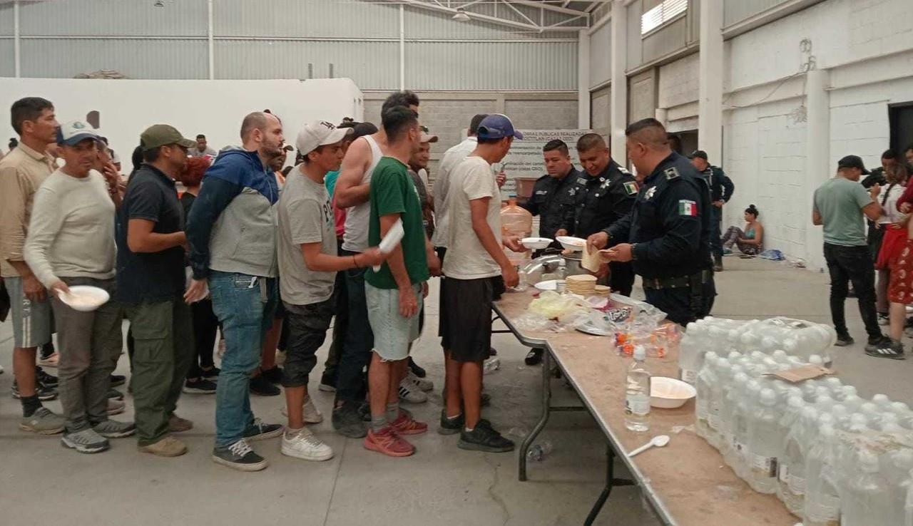 Migrantes abandonados son rescatados en San Vicente Chicoloapan.  Foto: Cortesía