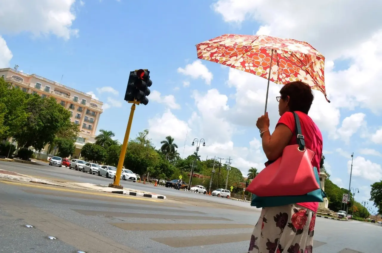 Una nueva jornada de extremo calor se sentirá durante este viernes 3 de mayo con temperaturas de hasta 41 grados.- Foto de Meteorología Yucatán