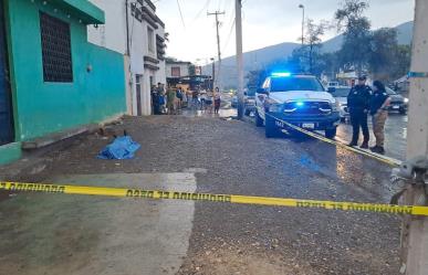 Lo mata un rayo mientras caminaba por la calle en Victoria