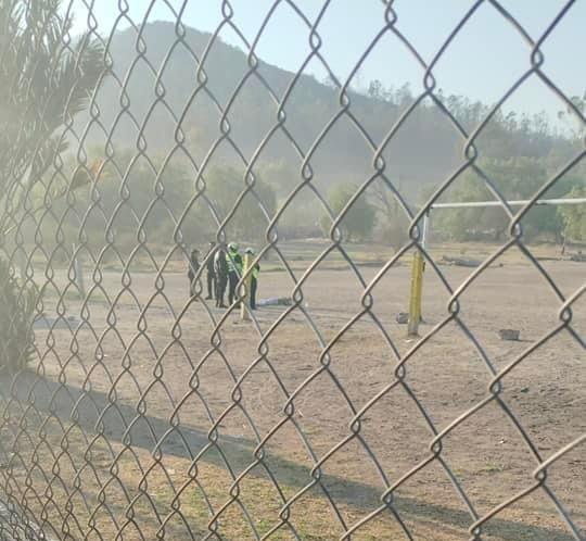 Hallan cuerpo sin vida en canchas de fútbol de Tultitlán