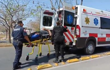 Accidente de moto en la Avenida Fidel Velázquez deja dos heridos