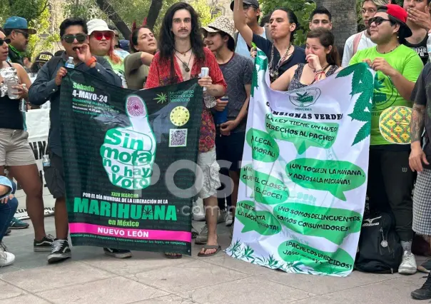 Marchan en el centro de Monterrey por la legalización del cannabis