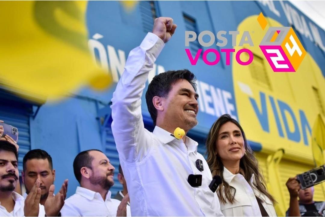 Patricio Zambrano a las afueras de las instalaciones del partido Vida. Foto: Armando Galicia.