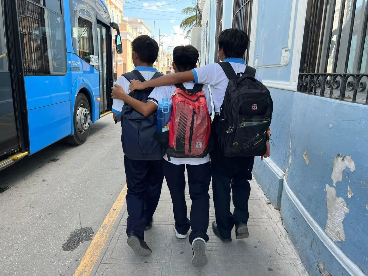 La falta de acceso a la educación limita las oportunidades de desarrollo personal y profesional de estos niños. Foto: Irving Gil