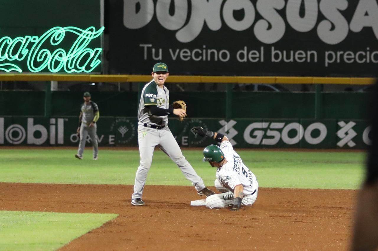 Los Leones de Yucatán abrieron con una derrota el primer juego de la serie ante los vigentes campeones Pericos de Puebla.- Foto de Alejandro Zapata Sosa