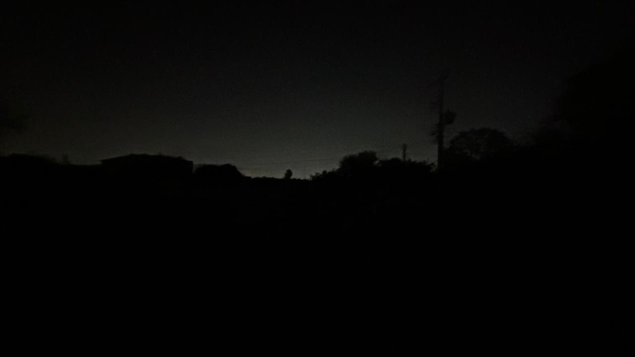 Por tercer día consecutivo reportan varias colonias sin luz en Nuevo Laredo