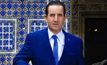 Plutarco Haza es acusado de plagio de monólogo por comediante estadounidense