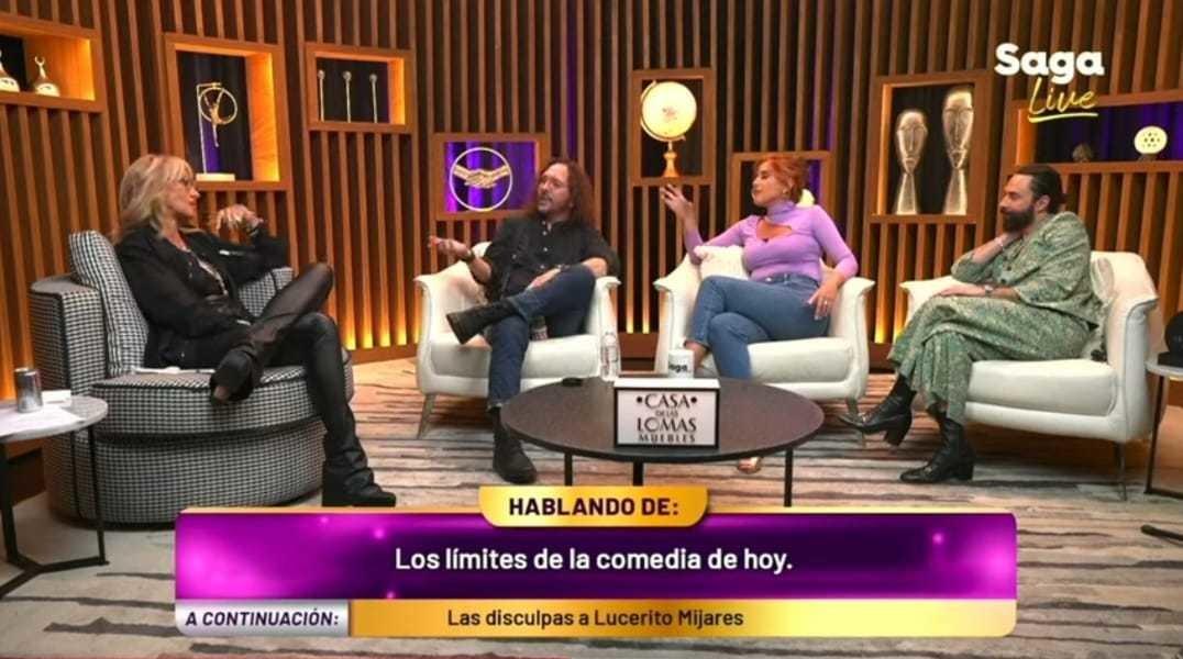 Óscar Burgos defiende a Karla Panini / Foto: Especial