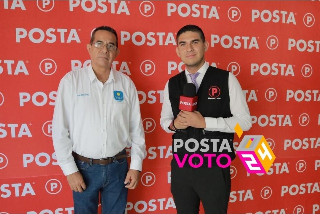 Luis Martínez de visita en Grupo POSTA para entrevista. Foto: Azael Valdés.