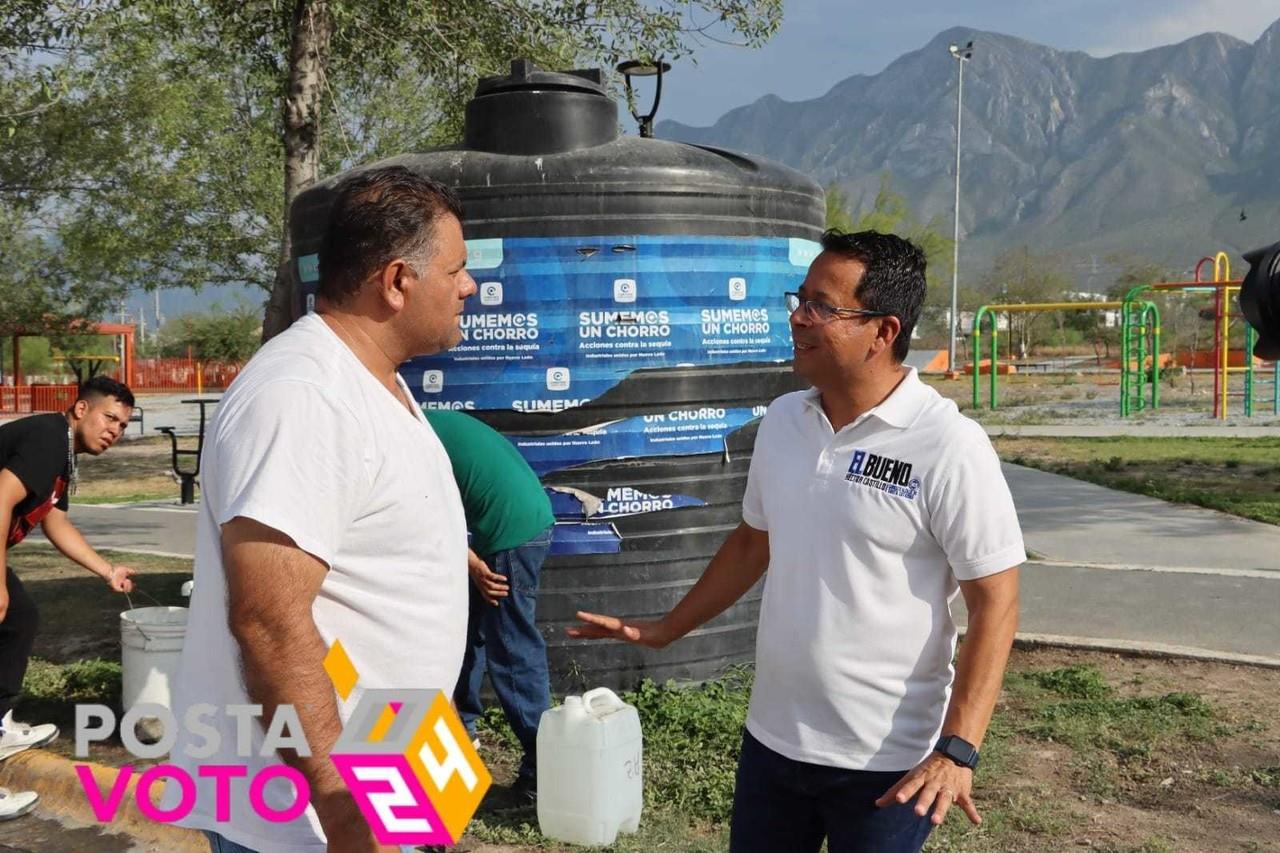 Héctor Castillo, subrayó que la crisis del agua no le es ajena, ya que desde el Congreso, como diputado federal, impulsó acciones para que las familias no tuvieran que sufrir durante las temporadas de calor. Foto: Armando Galicia.