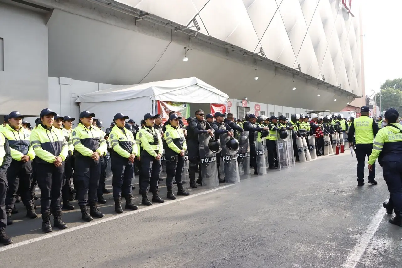 Mil 500 elementos con apoyo de caninos, equinos y hasta drones se vigilarán los alrededores del Nemesio Diez para combatir, sobre todo los robos. Foto: SSEM