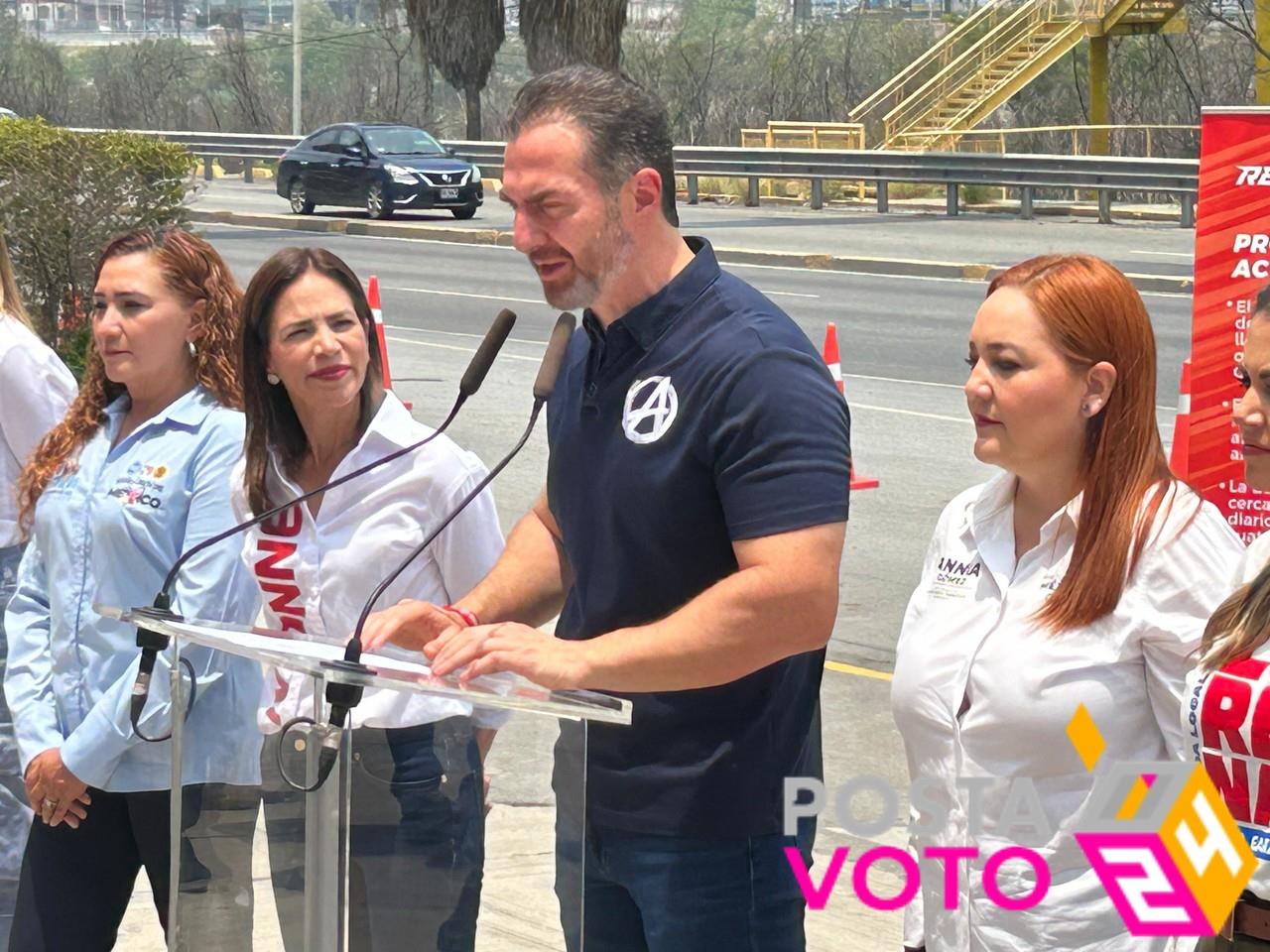 Candidato de la coalición Fuerza y Corazón por Nuevo León a la alcaldía de Monterrey, Adrián de la Garza. Foto. Jorge López