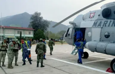 Llega helicóptero de la Marina para combatir Incendio en la Sierra Madre