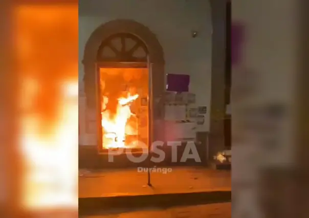 Incendian tienda Coppel de Durango tras feminicidio ocurrido en su interior