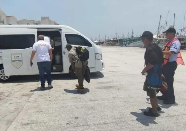 Recatan a tres naufragos cubanos en aguas de Yucatán