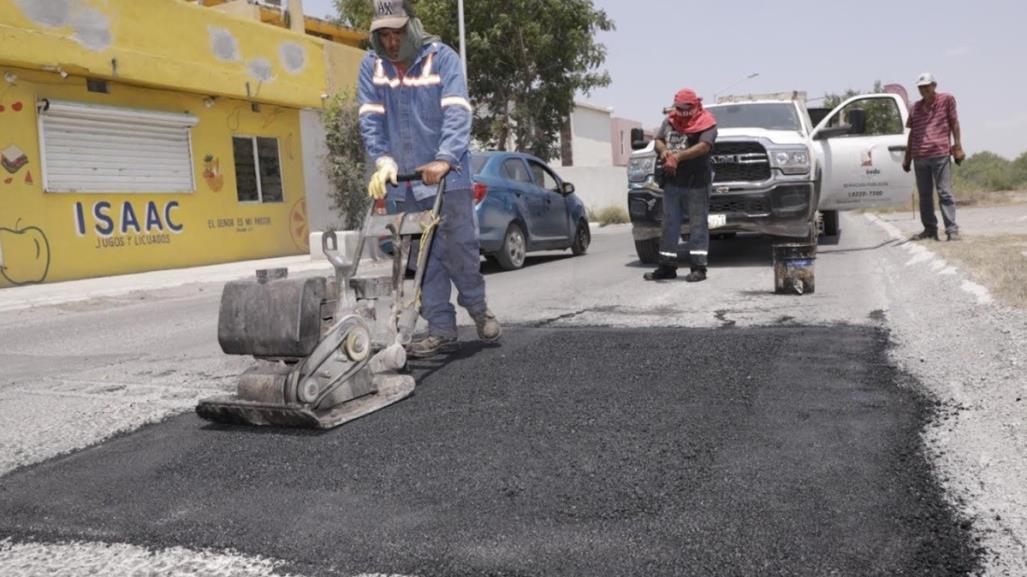 Continúa programa de bacheo para garantizar seguridad vial en Escobedo