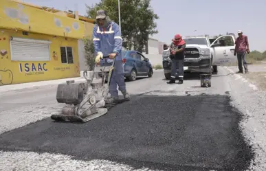 Continúa programa de bacheo para garantizar seguridad vial en Escobedo