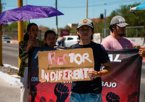 Protestan estudiantes de la UABCS a favor de huelga del personal administrativo