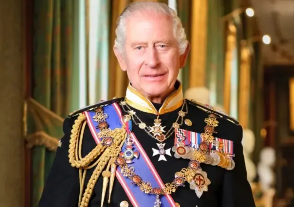 Revelan primer retrato oficial del rey Carlos III de Inglaterra