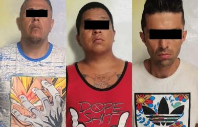 Capturan a tres hombres en Monterrey