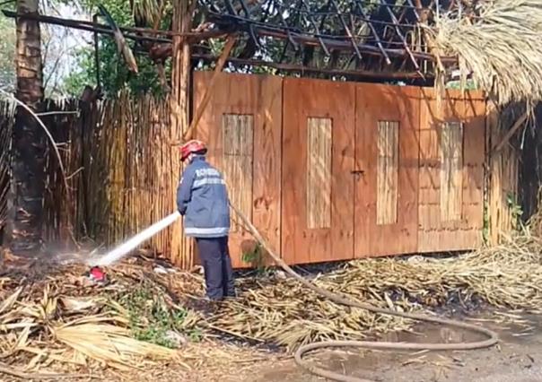 Susto por un incendio en una vivienda de Tekax