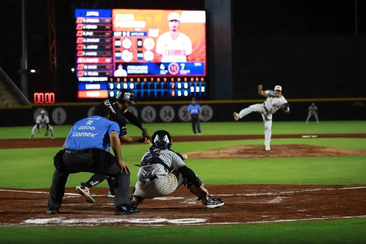 Los Leones de Yucatán no supieron aprovechar una ventaja de 7 careras y terminaron perdiendo ayer ante los Tigres de Quintana Roo.- Foto cortesía