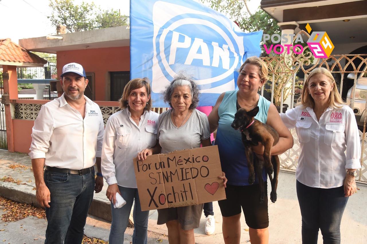 Nos aseguraremos de que no quede ni una sola calle sin pavimentar, Rosa Gonzàlez. Foto: redes sociales