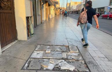 Boquetes, basura y falta de mantenimiento, así luce la calle Aldama en Saltillo