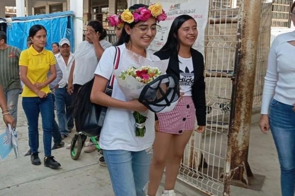 Lucero López Maza en recorrido de campaña en La Concordia Foto: X(Twitter) @Ar1zZ17