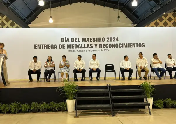 Gobierno de Yucatán anuncia aumento salarial para los maestros no federalizados