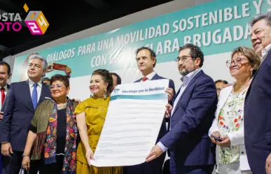 ¡Por una ciudad en movimiento! Clara Brugada se reúne con sector transporte